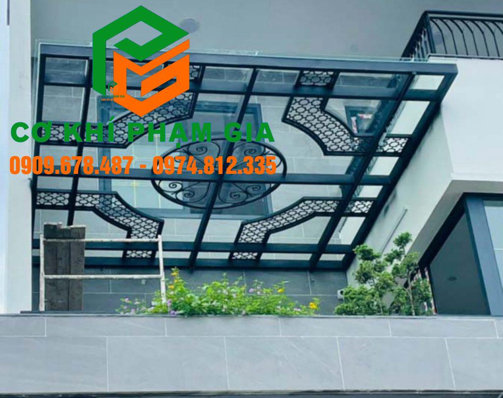 Mái poly giếng trời tại Thủ Đức