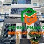 Khung sắt bảo vệ ban công nhà phố sơn tĩnh điện hiện đại tại TP.HCM