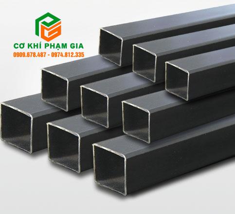 Sắt hộp đen dùng trong gia công cơ khí và xây dựng